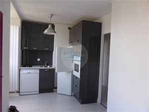 appartement à la location -   89000  AUXERRE, surface 40 m2 location appartement - APR676308